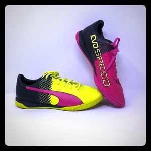 Puma Evospeed Indoor Soccer Shoes